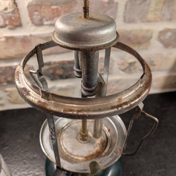 Coleman CLX Adjustable Lantern, Mod. 290, 9/84. 2 Mantle. Picket Fence Globe. - Picture 9 of 14